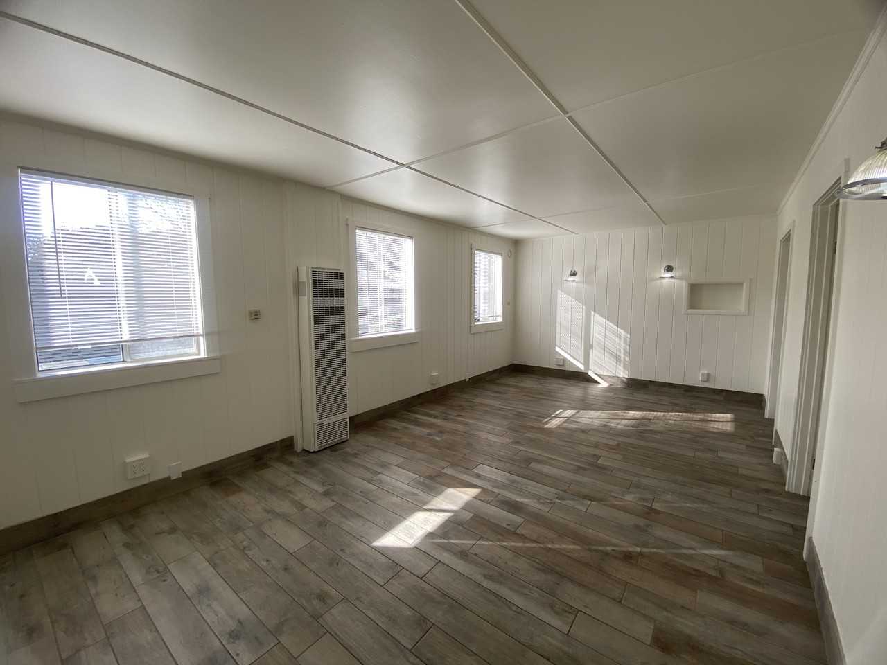 132 S B St #B - Photo 3 of 9
