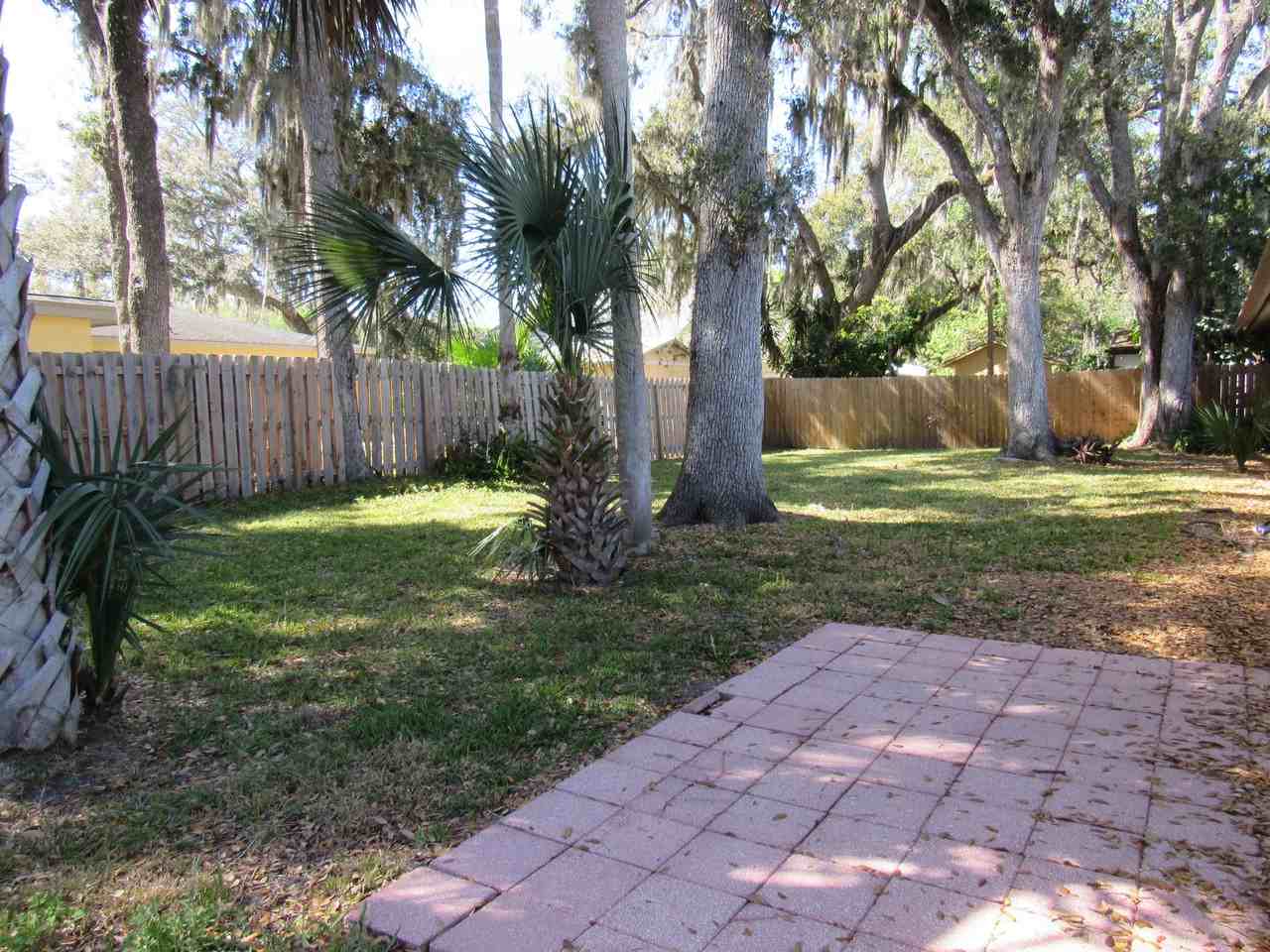 3740 Paige St - Photo 5 of 15
