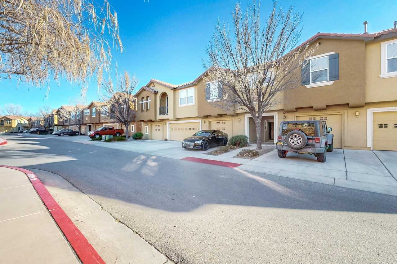 601 Menaul Blvd Ne #2802 - Photo 2 of 42