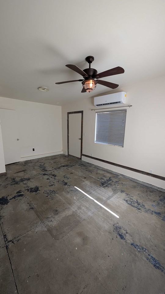 405 N Cloverdale Blvd #B - Photo 7 of 13