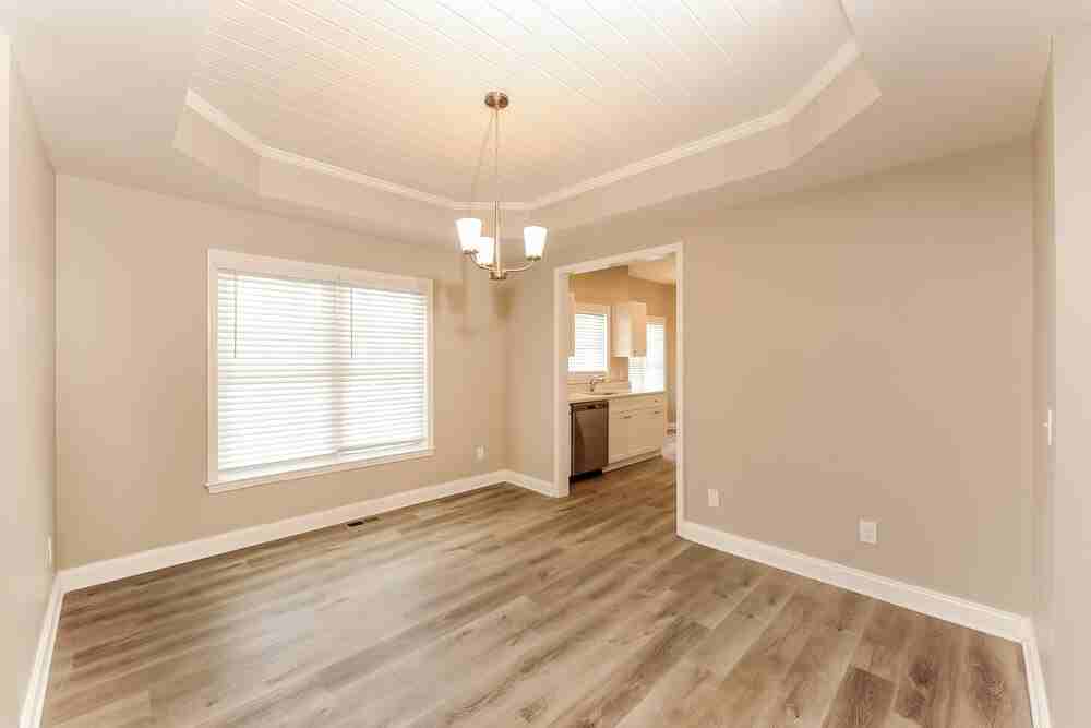 240 Hardwood Ct - Photo 6 of 17