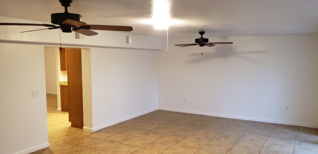6111 N 33rd Ave - Photo 2 of 14