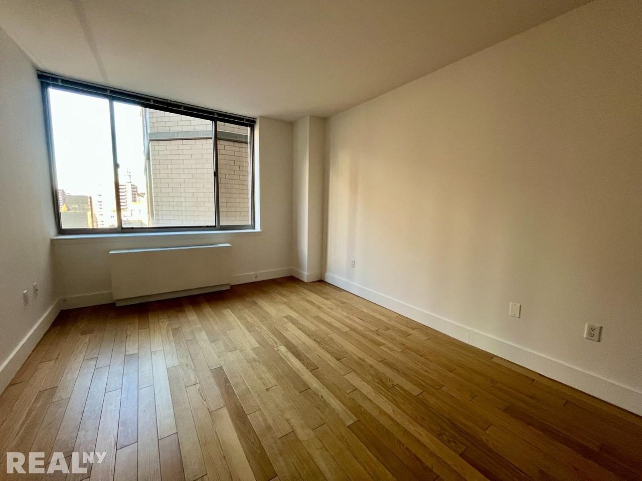 W 26th St #16E - Photo 5 of 11