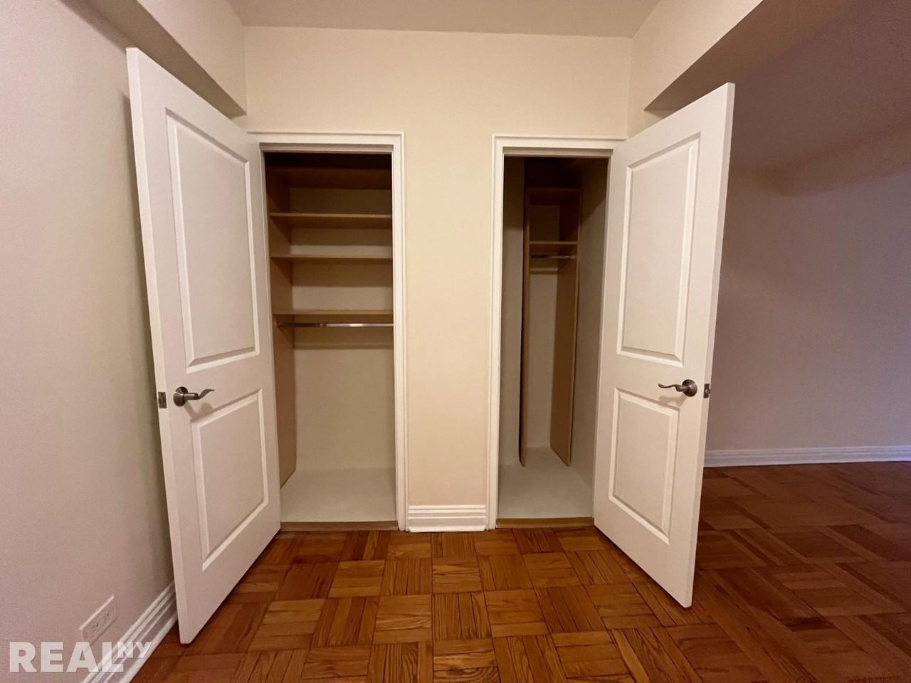 E 56th St #5A - Photo 5 of 10