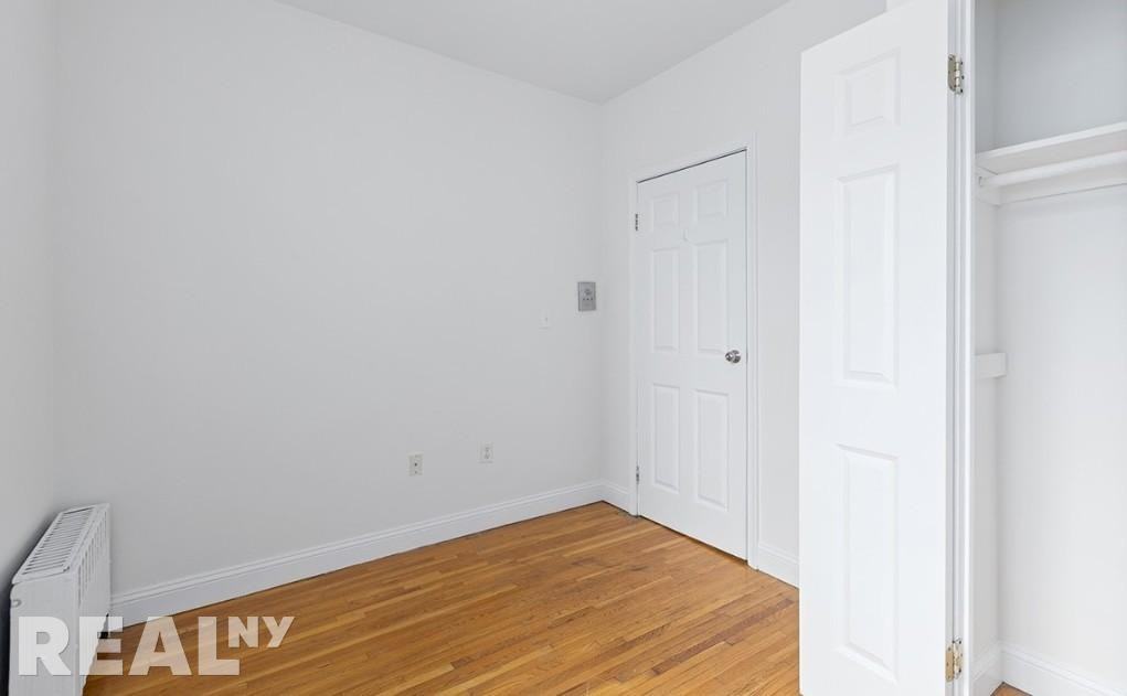 W 50th St #2C - Photo 6 of 8