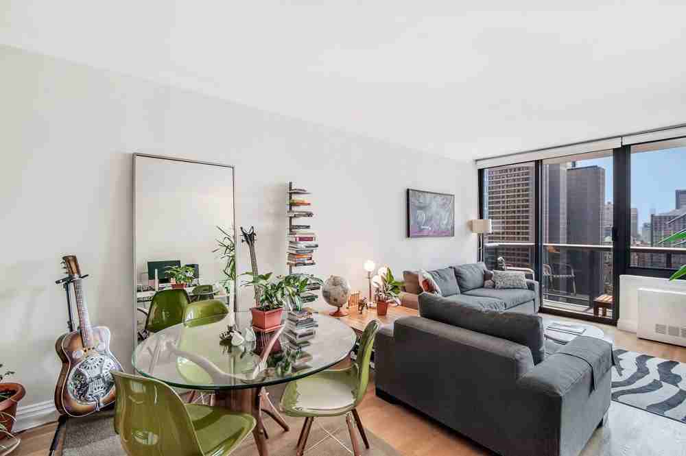 W 48th St #37F - Photo 3 of 3