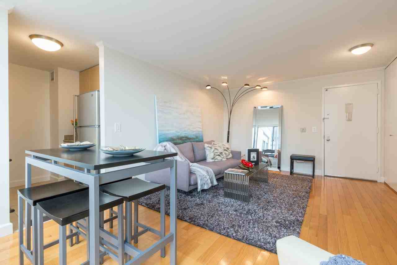 W 48th St #43K - Photo 3 of 8