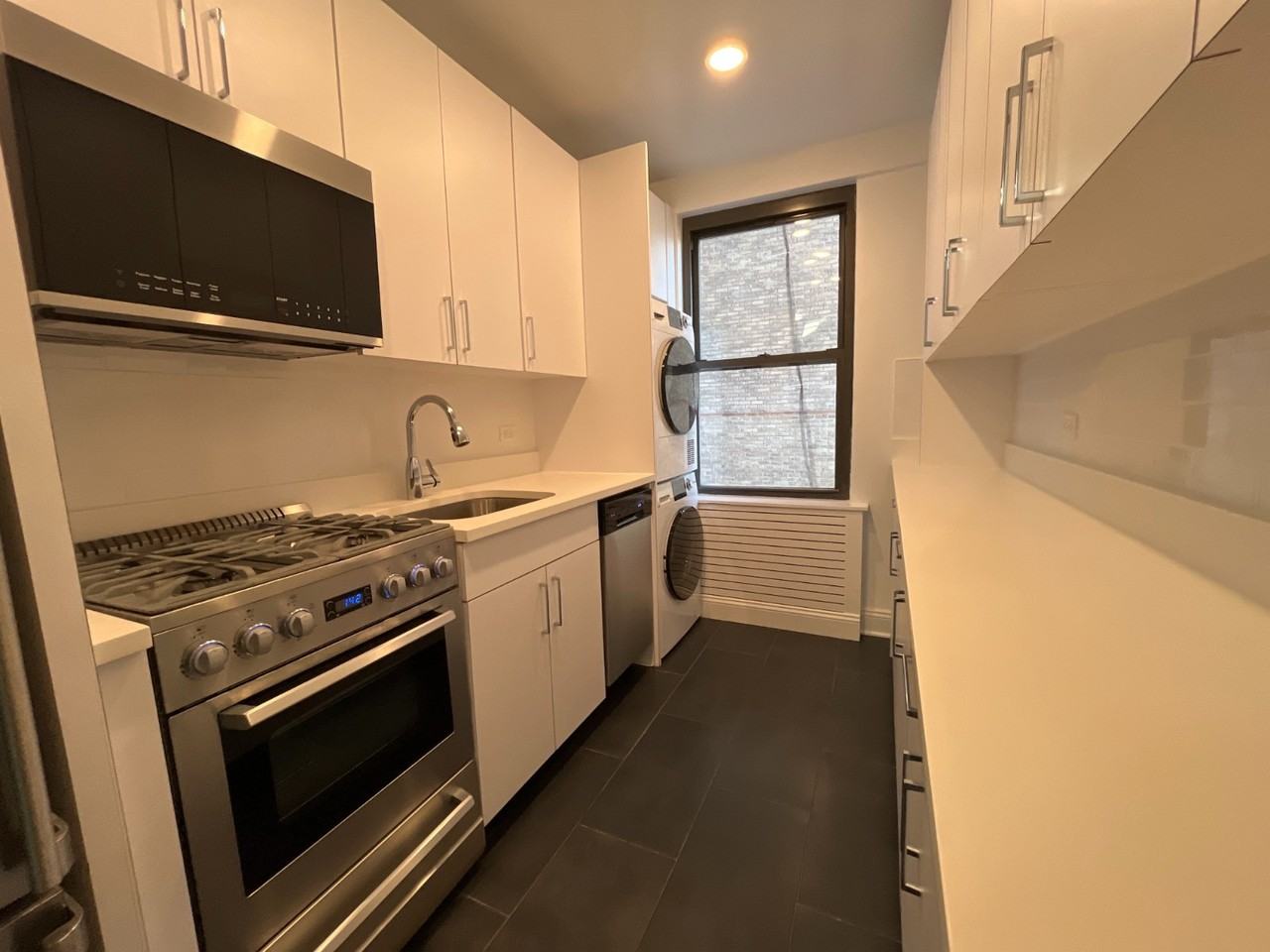 5th Ave #15B - Photo 4 of 4