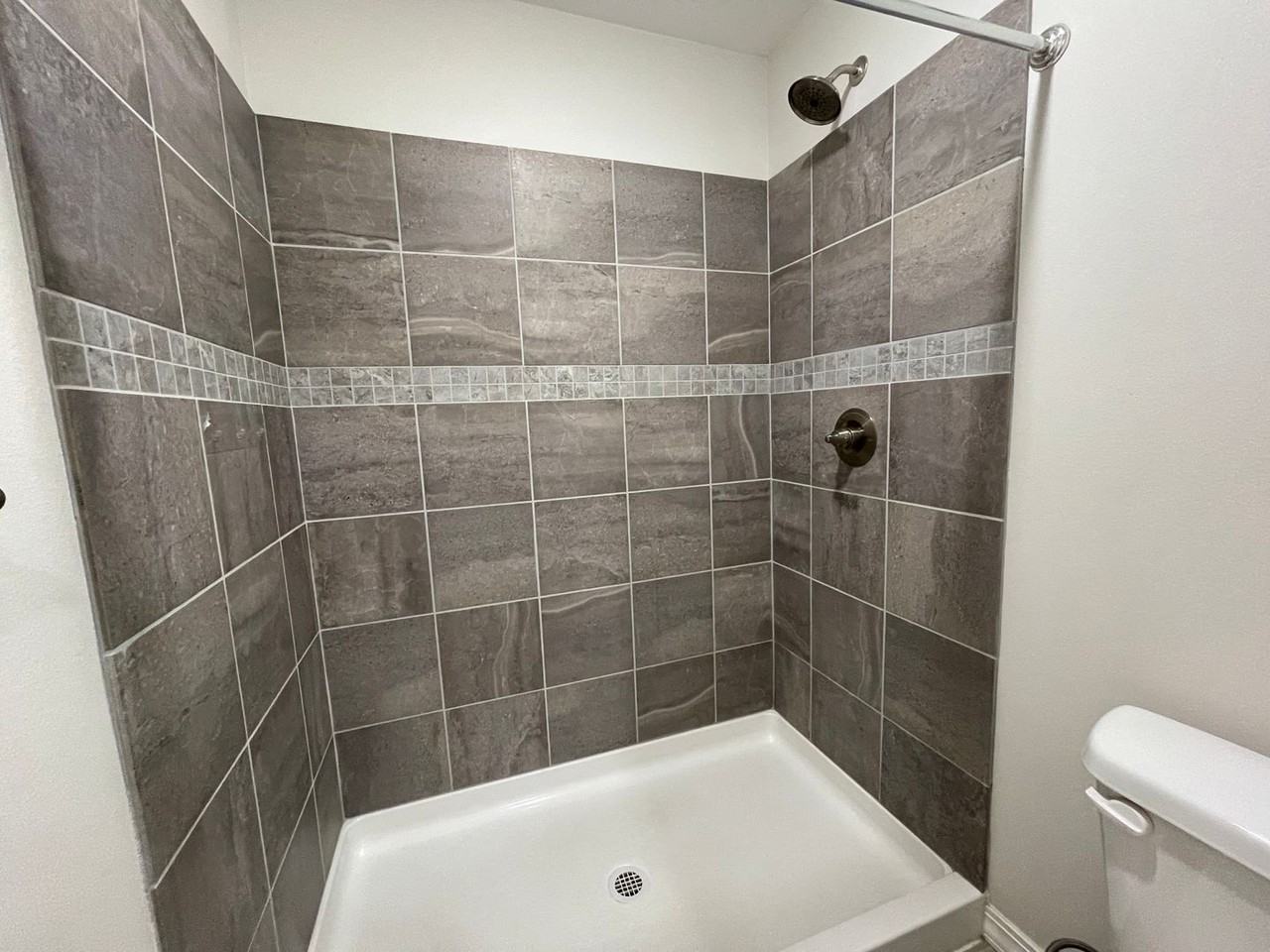 3245 Falls Pkwy #335 - Photo 3 of 6