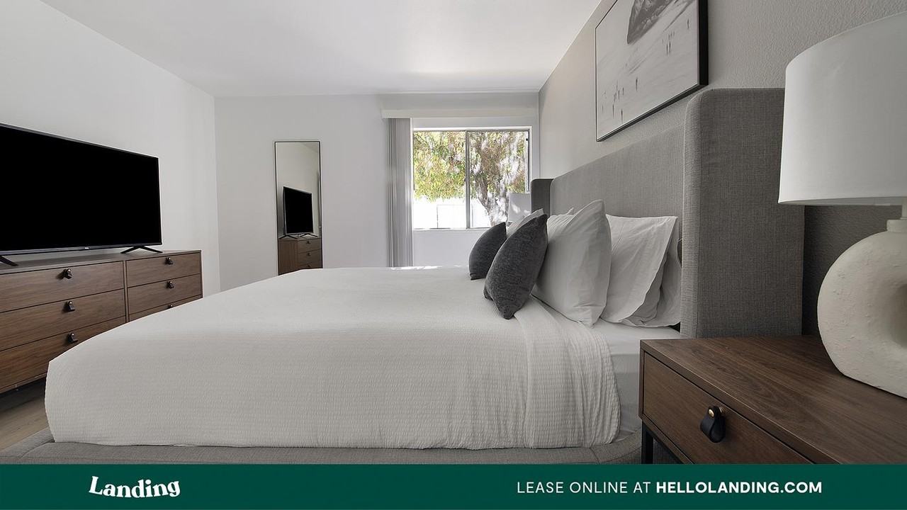 1455 Katie Ave - Photo 4 of 50