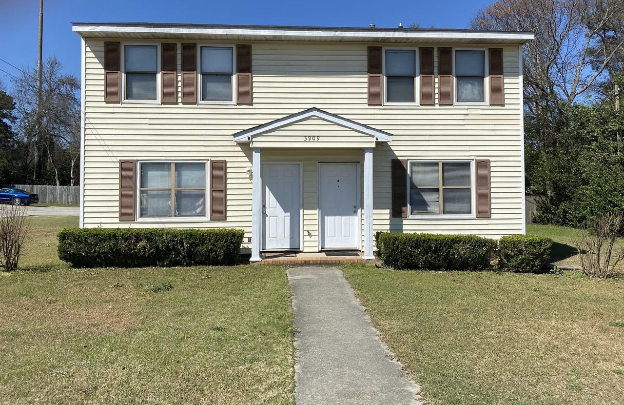 3911 Roberts Road - Photo 2 of 12