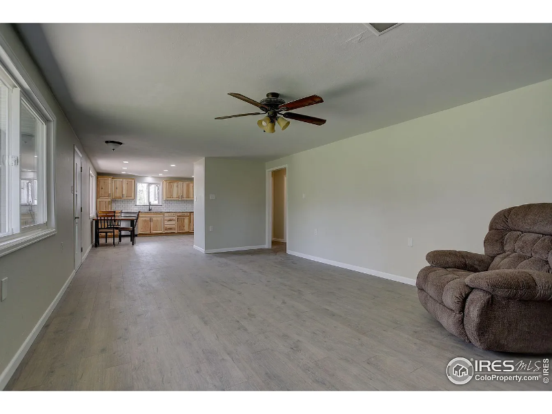 2125 S Us Hwy - Photo 4 of 11