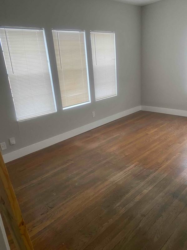 1946 W Dallas St - Photo 6 of 10