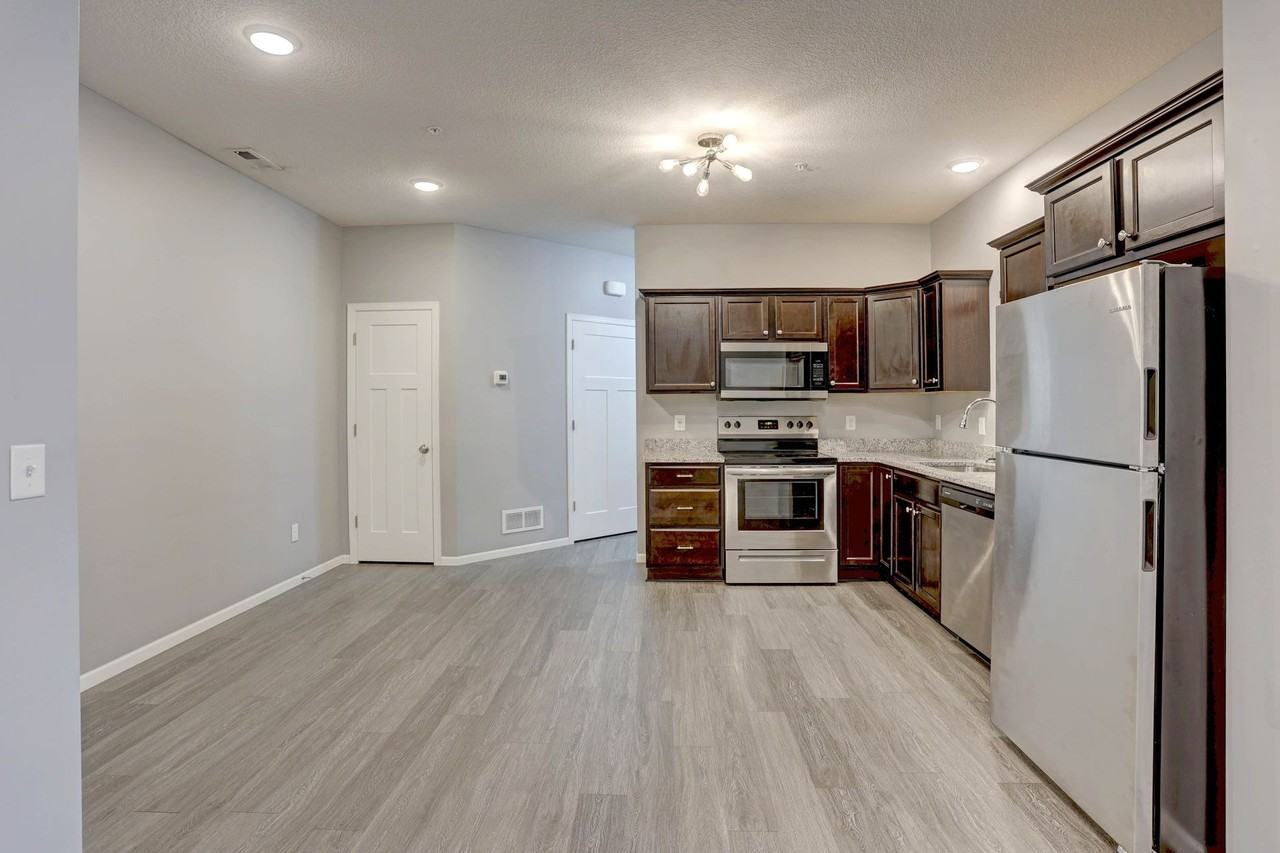 Fox Run Townhomes - Photo 2 of 50