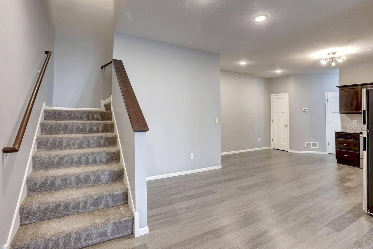 Fox Run Townhomes - Photo 5 of 50