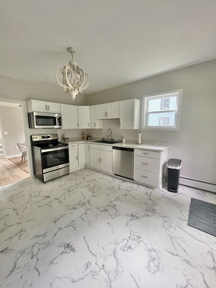 24 Front St #24 - Photo 2 of 10