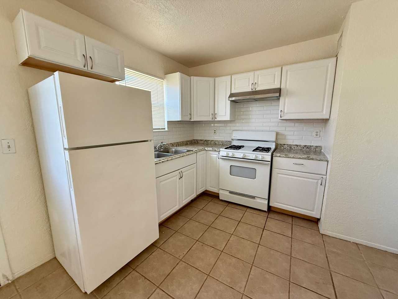 1867 Alabama St - Photo 3 of 10