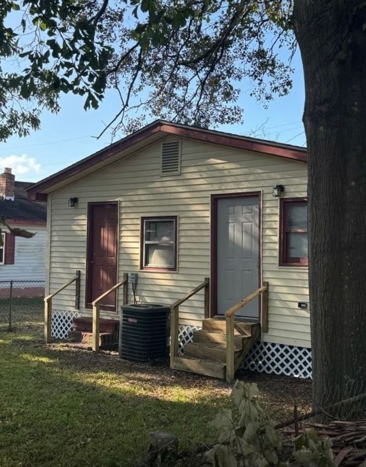 4736 Gaynor Ave - Photo 3 of 12
