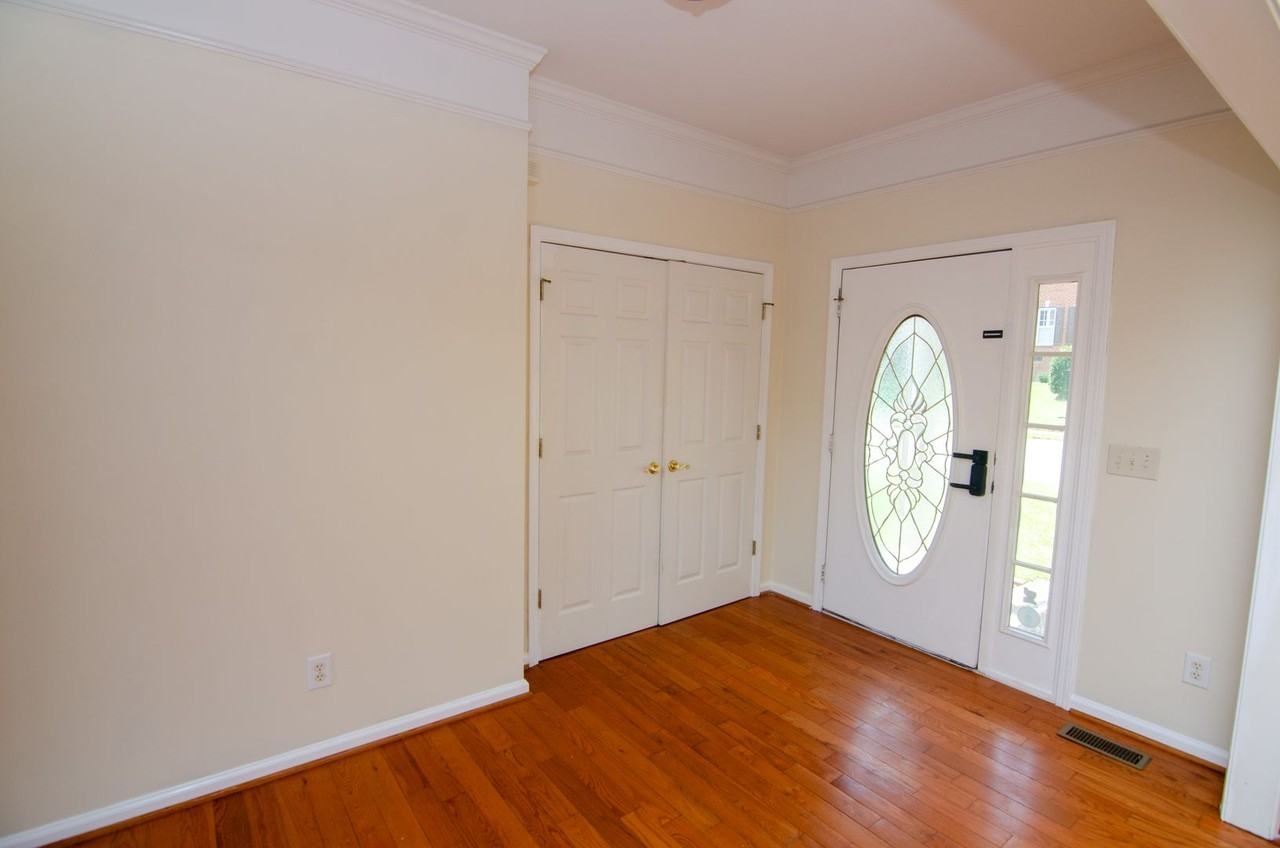 8049 Poplarwood Rd - Photo 3 of 45