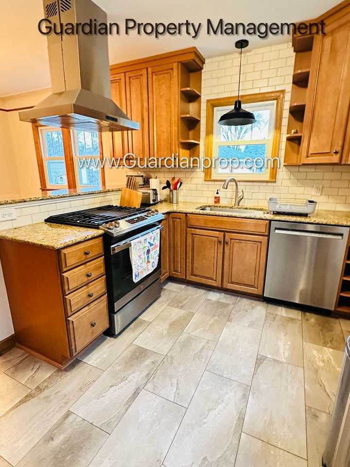 5633 Harriet Ave - Photo 2 of 27