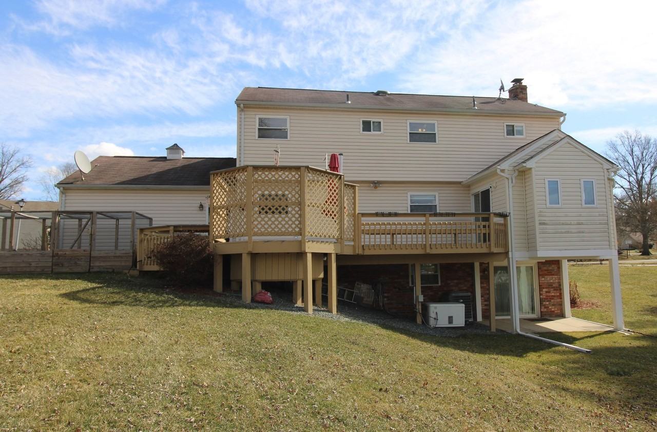 3225 Gold Mine Rd - Photo 3 of 31