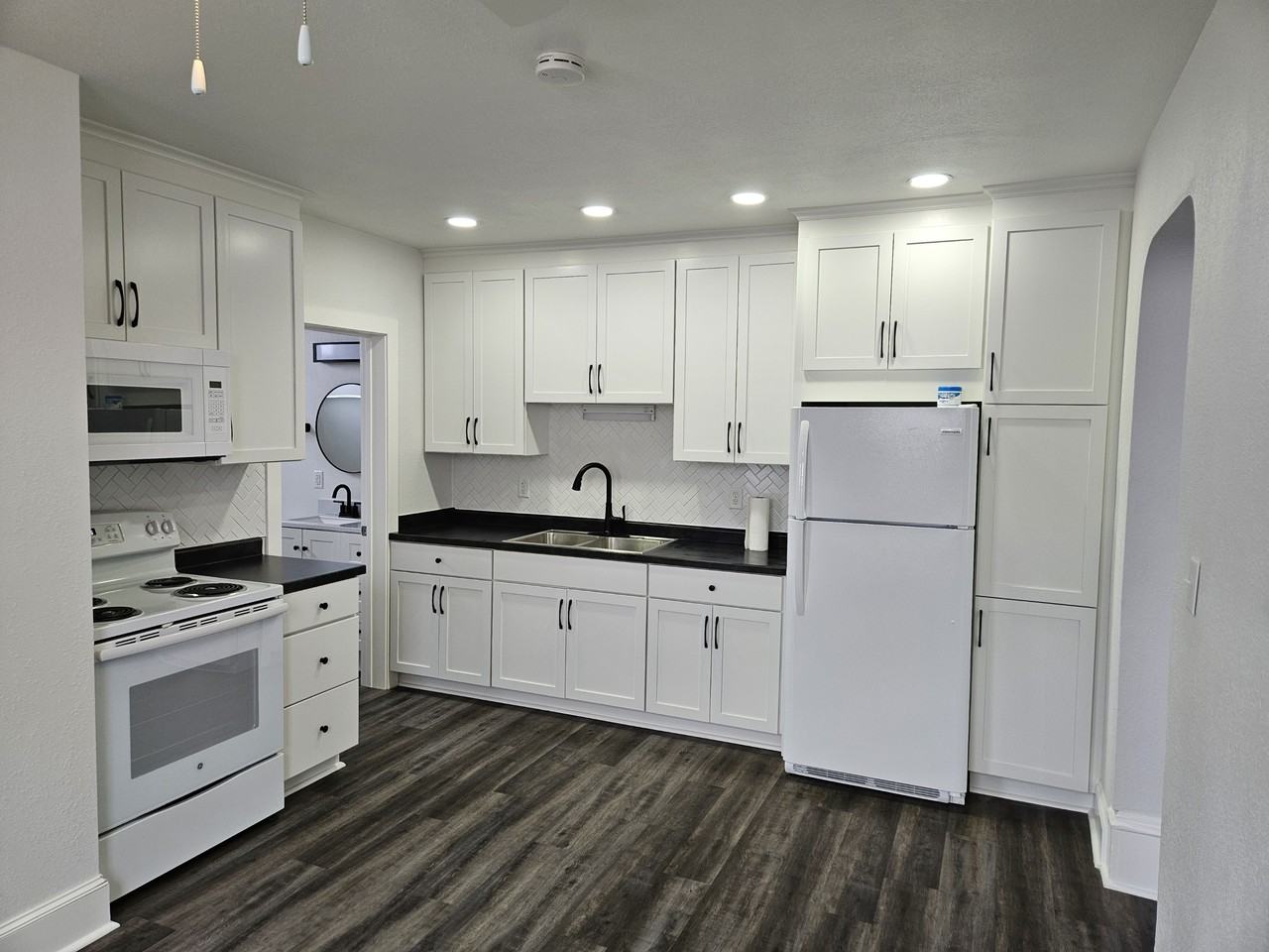 110 S Fond Du Lac Ave #3 - Photo 3 of 15