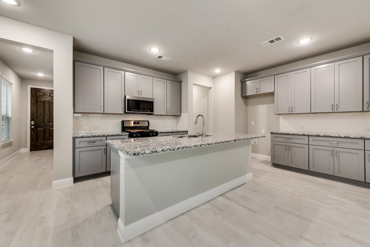 1078 Norias Dr #NA - Photo 7 of 25