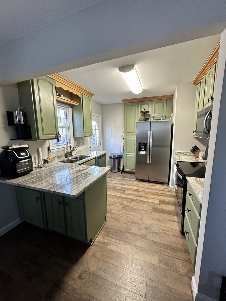1437 Norcova Ave #NA - Photo 2 of 17