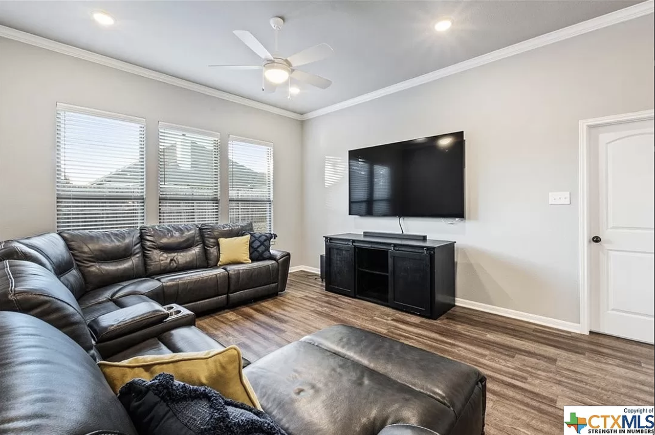 1112 Pinwheel Dr #NA - Photo 5 of 15