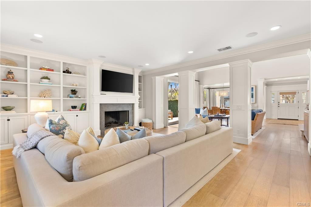 42 Cape Andover - Photo 3 of 8