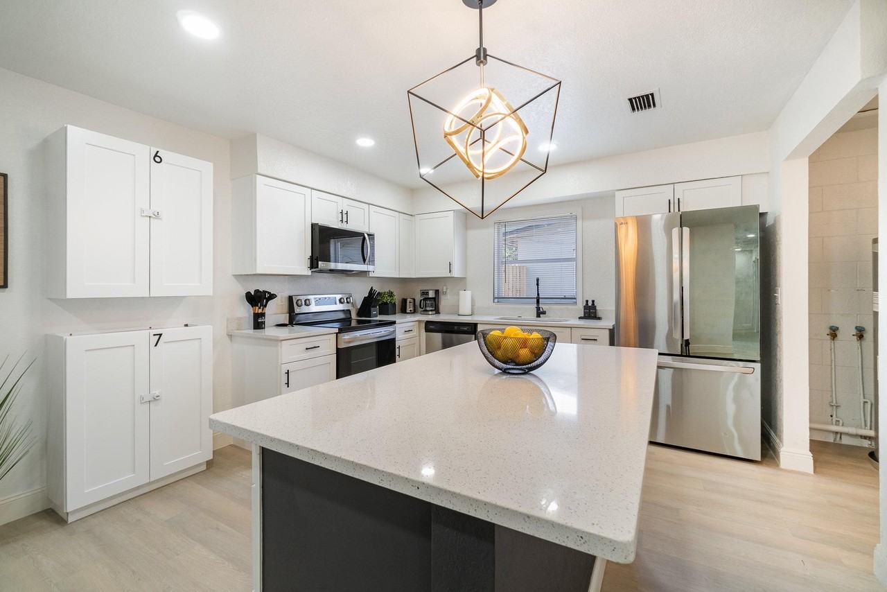 Keats Ave - Photo 4 of 10