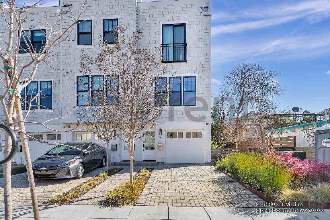 24 Ida St - Photo 2 of 25