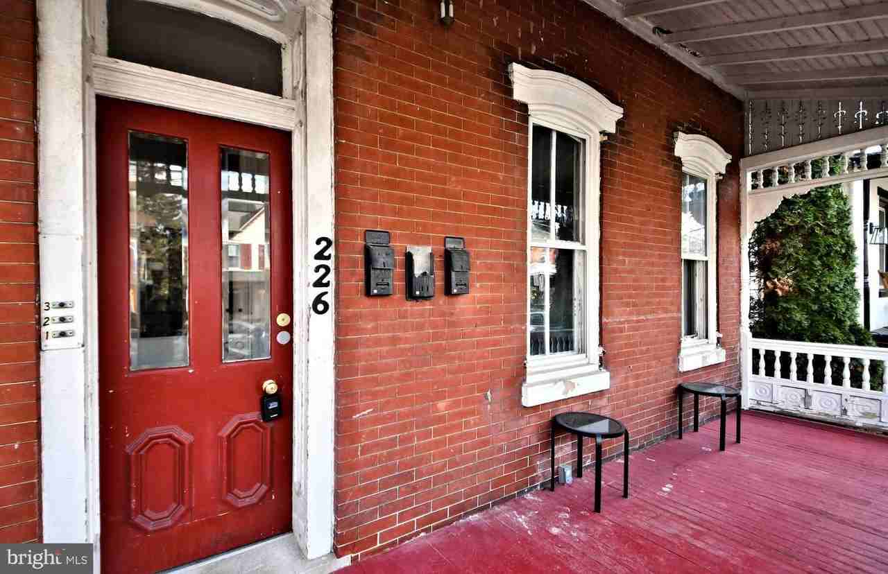 226 Morgan Street - Photo 2 of 25