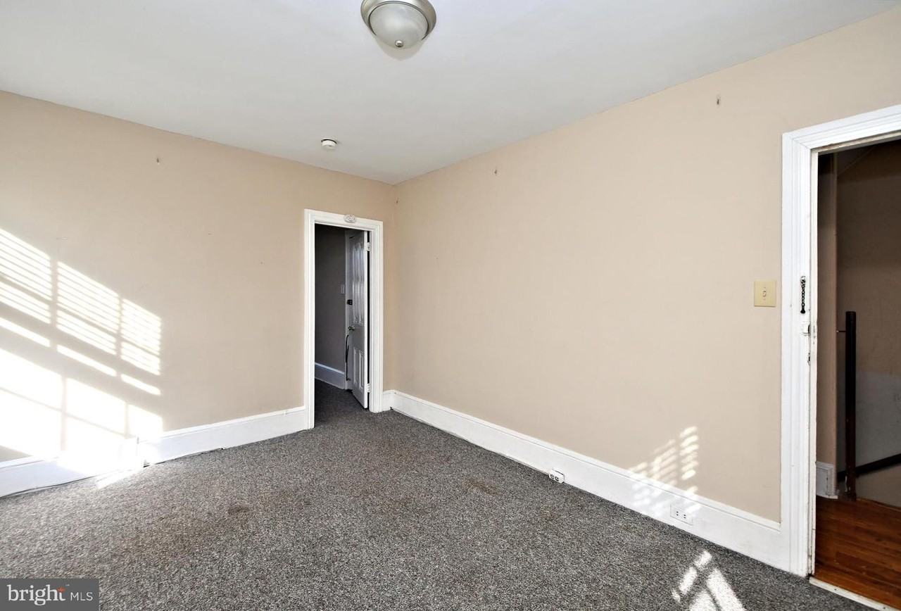 226 Morgan Street - Photo 7 of 25