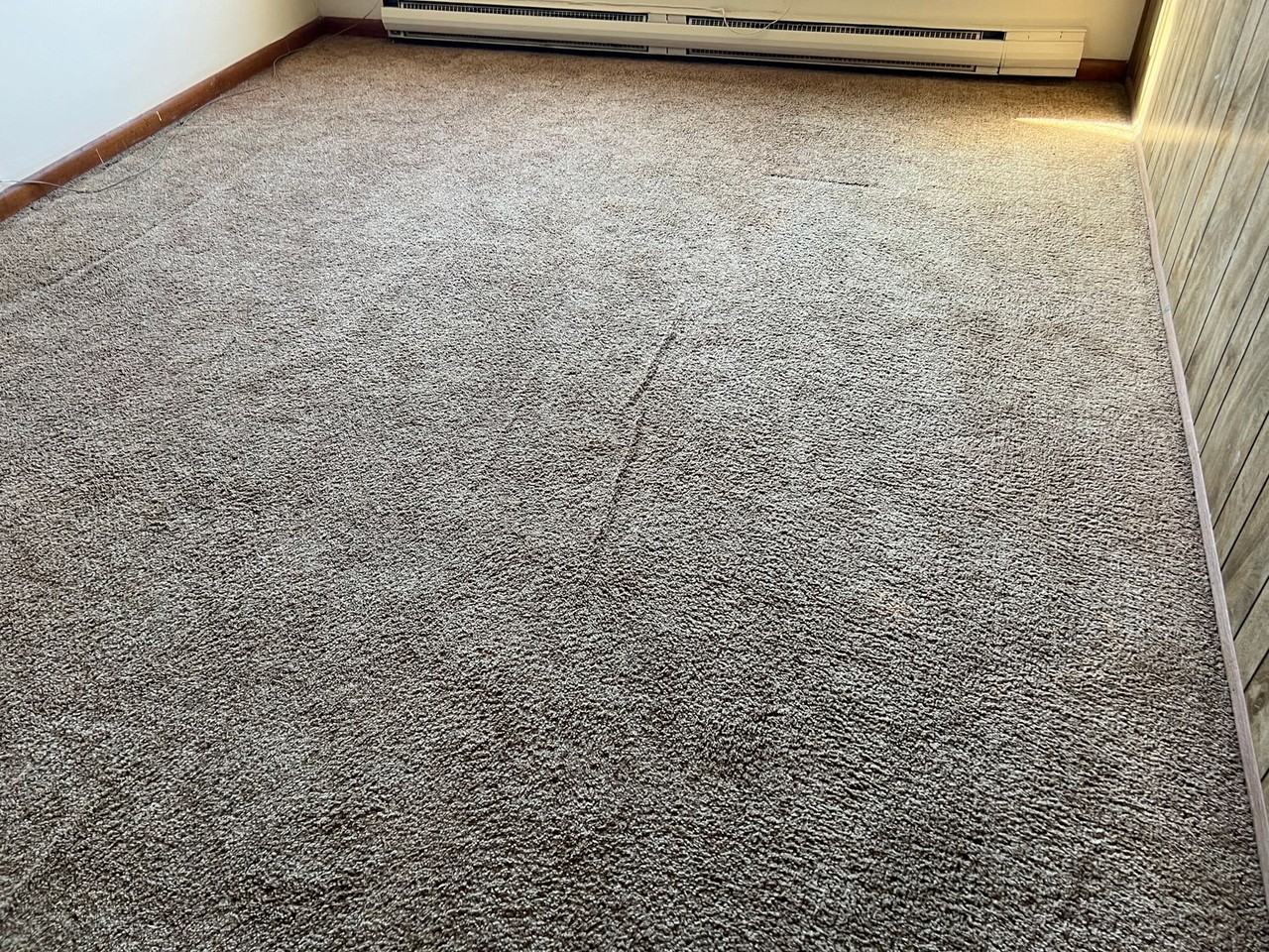 205 19th St. NE - Photo 5 of 8