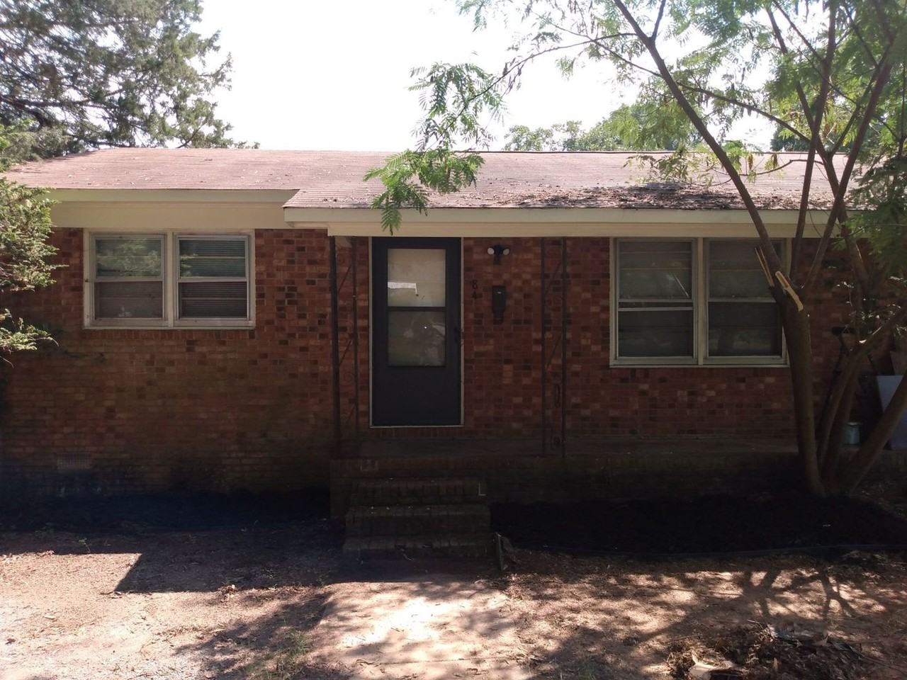 843 Woodland St - Photo 2 of 20