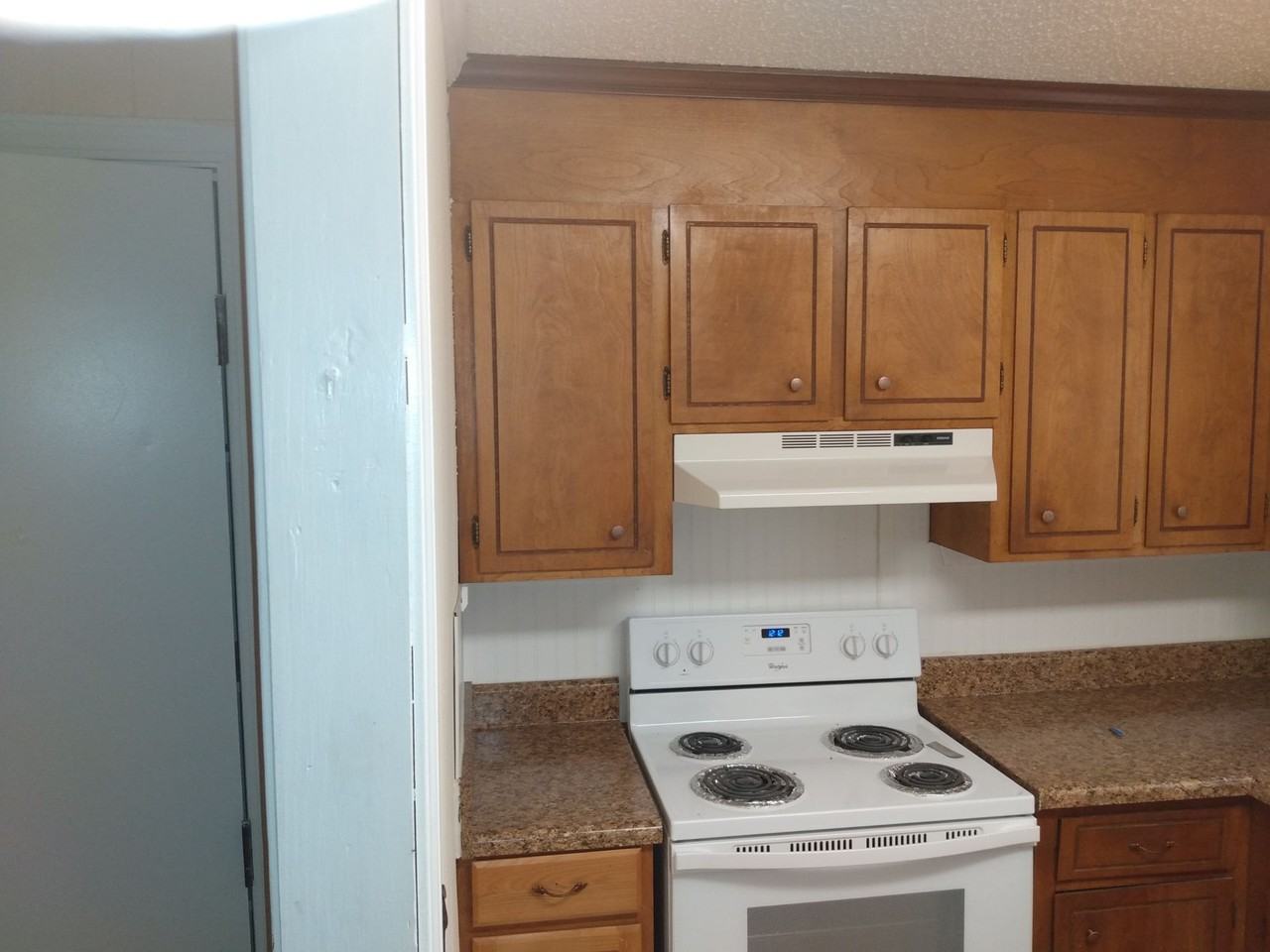 843 Woodland St - Photo 5 of 20