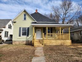 featured image of 823 W Central St