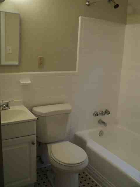 3517 Brothers Place Southeast - Photo 5 of 12