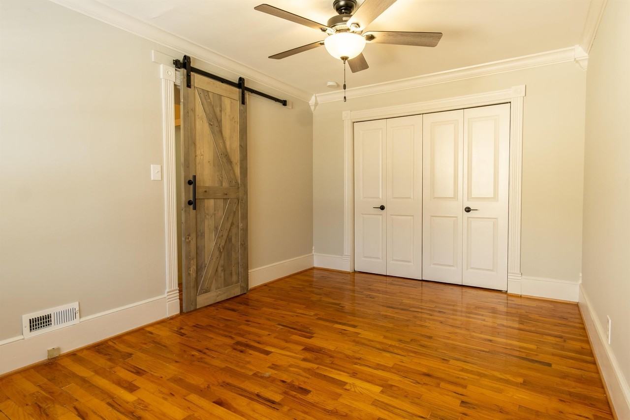 321 Ferrel - Photo 3 of 14