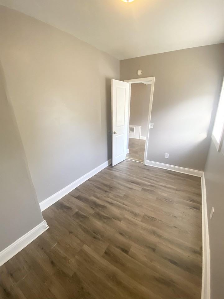 708-710 State Street - Photo 3 of 14