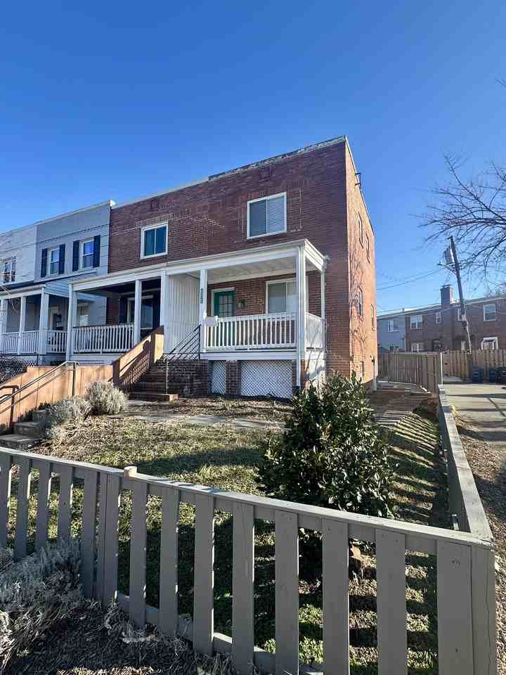 131 Lynhaven Dr #NA - Photo 2 of 26