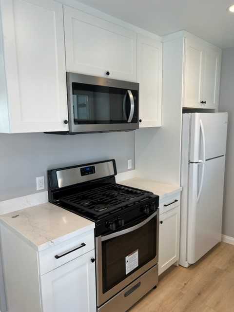 1335 Felspar St #NA - Photo 7 of 17