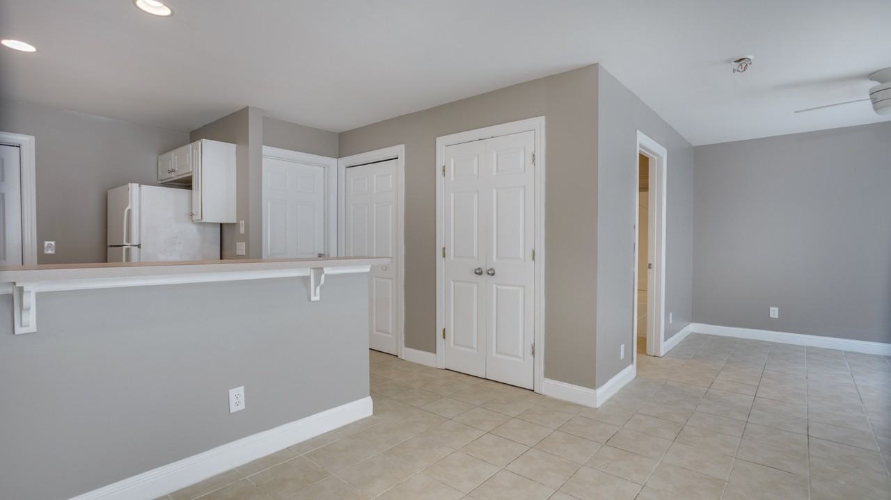 84 Cassandra Ln - Photo 4 of 11