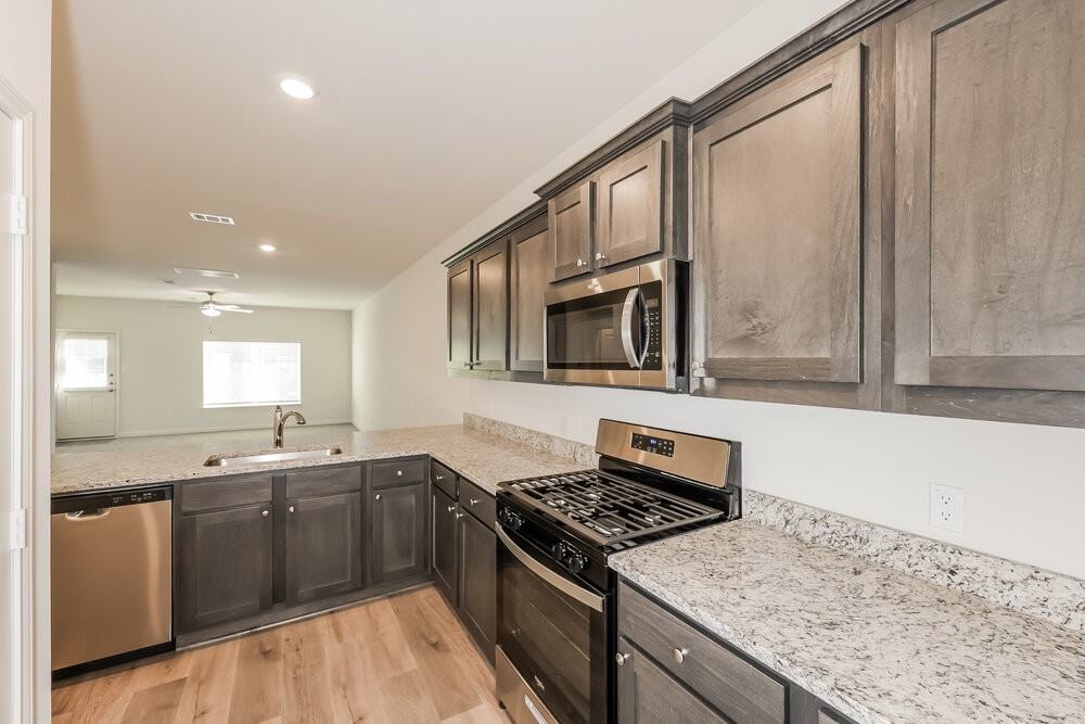 1532 Woodwinds Dr - Photo 6 of 17