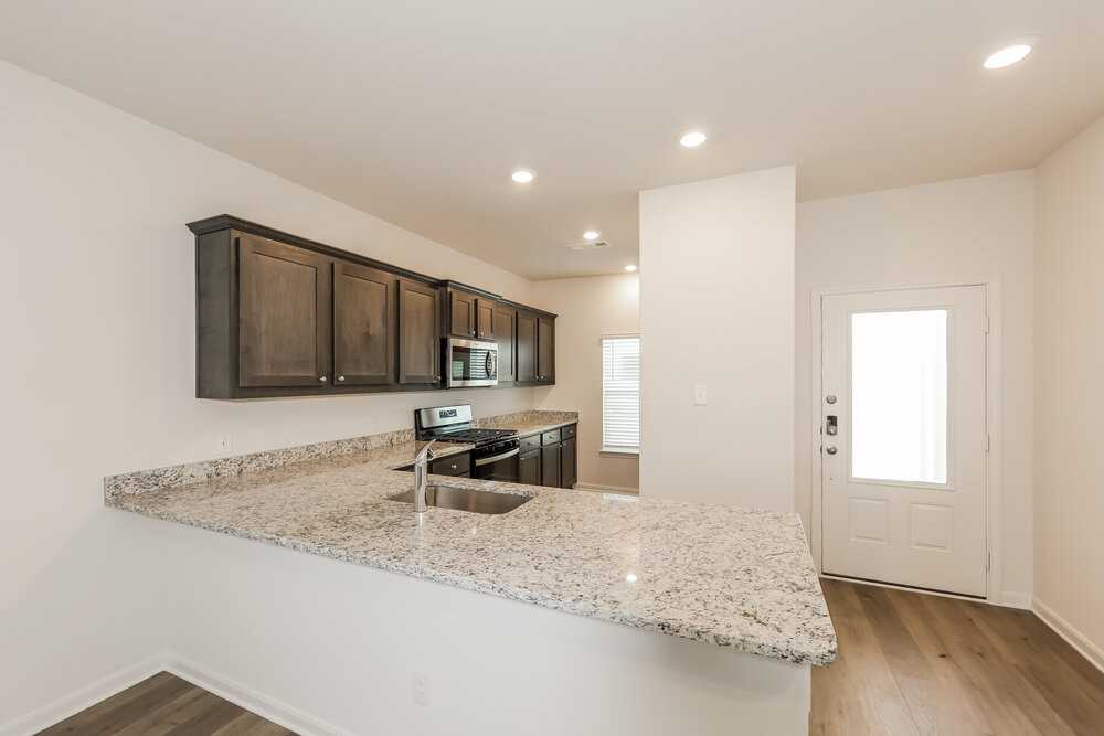 1532 Woodwinds Dr - Photo 7 of 17