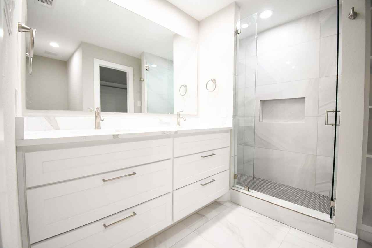 2641 Magnolia Dr - Photo 3 of 27