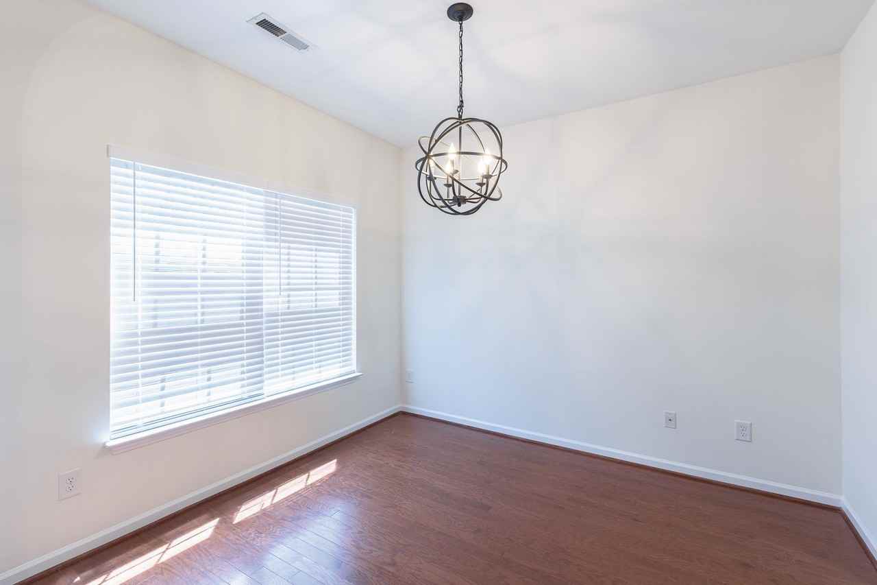 5907 Landerwood Dr - Photo 7 of 36