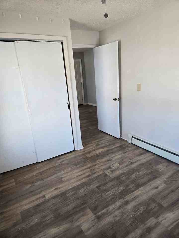 504 Elm Street - Photo 3 of 10