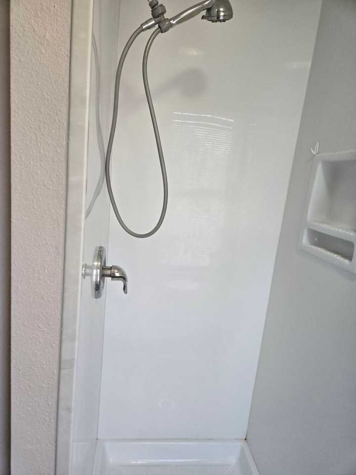 504 Elm Street - Photo 5 of 10